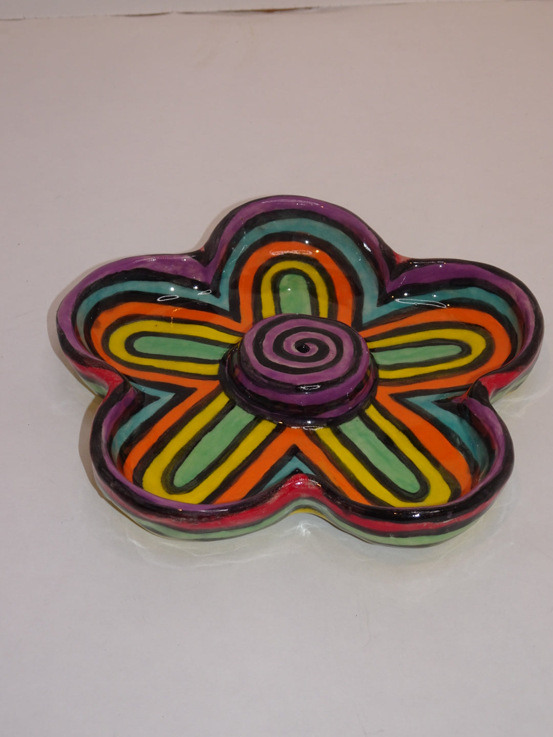TRIPPY FLOWER INCENSE BURNER