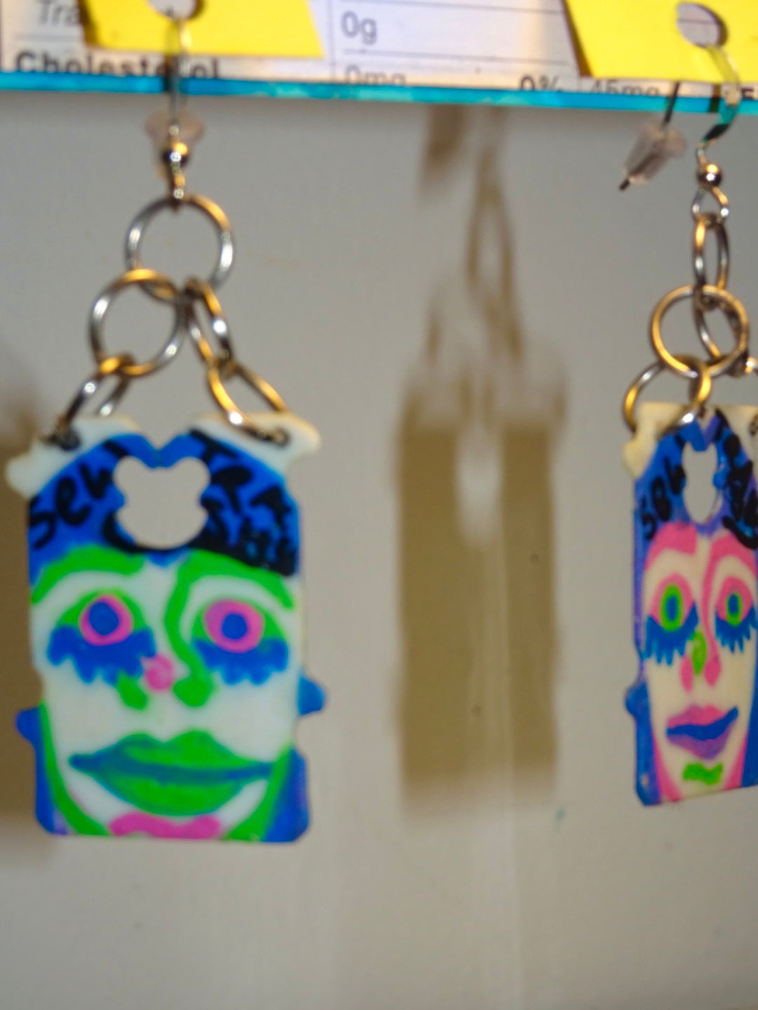 BREAD CLIP CLOWNS