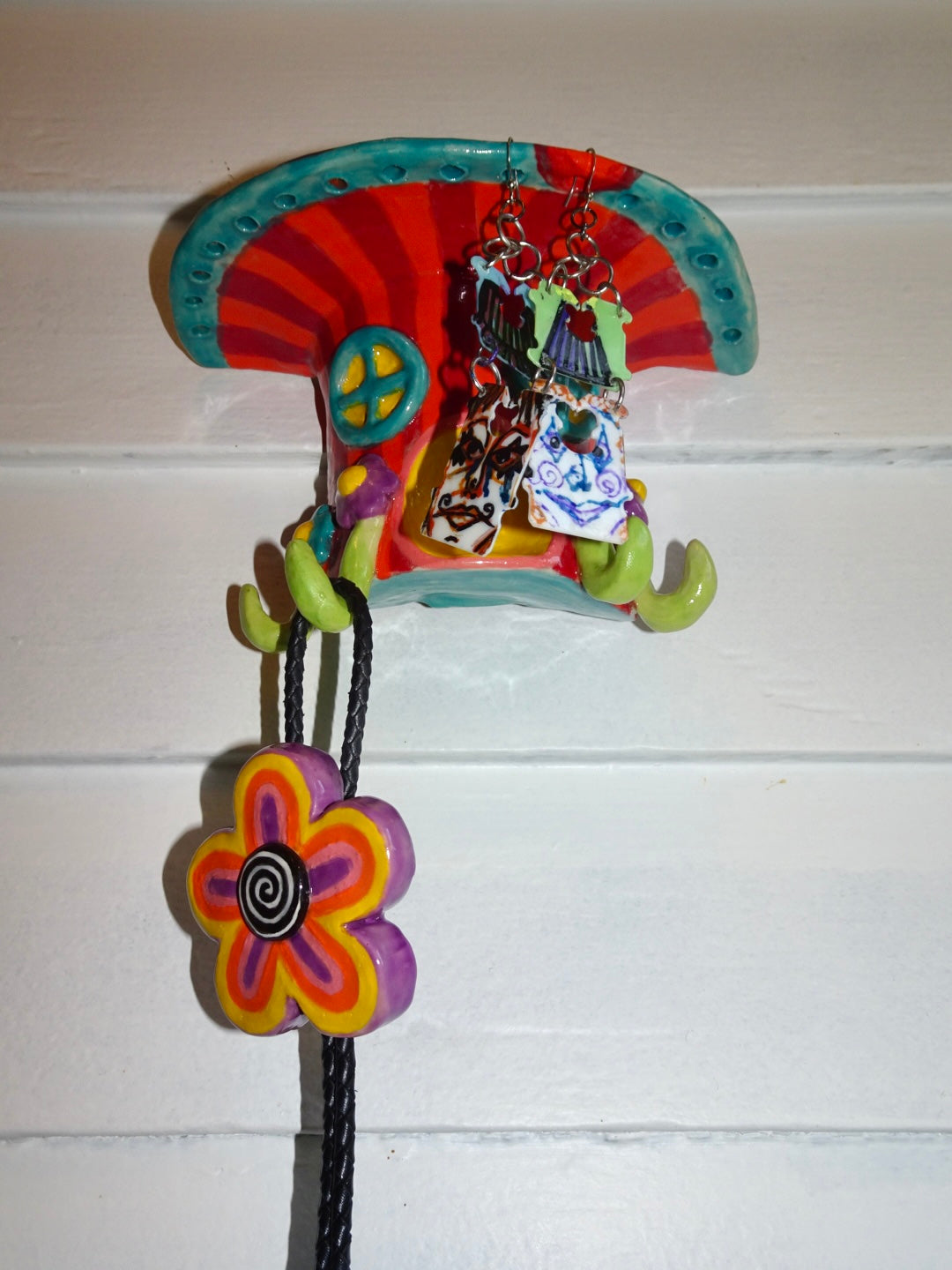 TRIPPY MUSHROOM JEWELRY HOLDER WALL HANGING