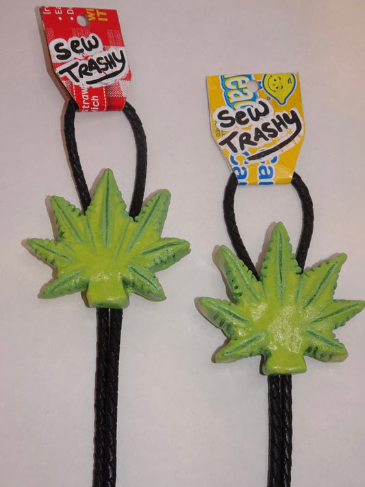 POTLEAF BOLO TIES